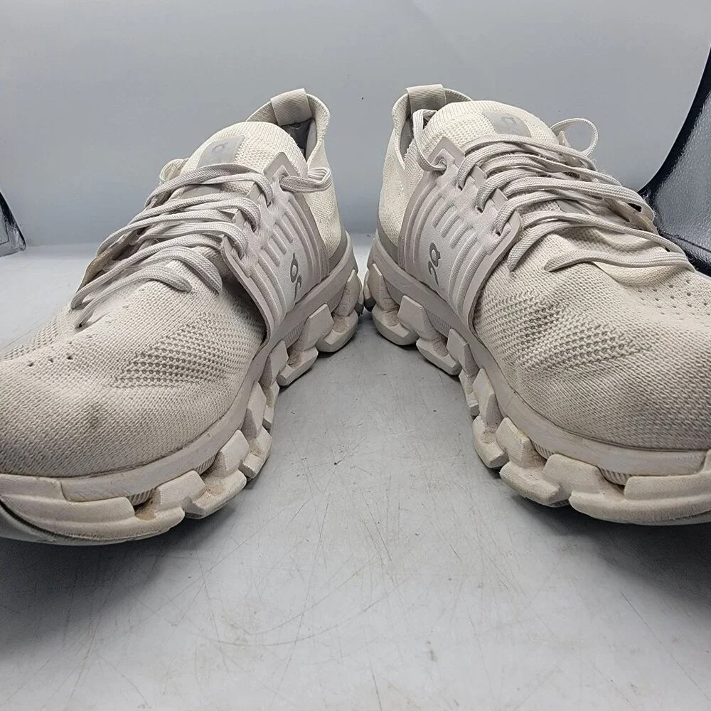 ON Cloudswift 3 Womens 10 Triple White Running Shoes Athletic Sneakers Walking